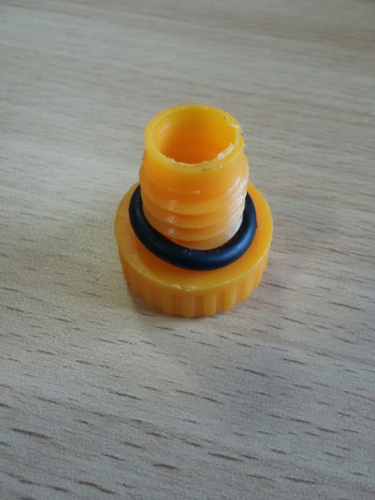 Пробка слива масла Z3/8" Remeza LB50/75/LT100 R 21169003 Remeza R386010